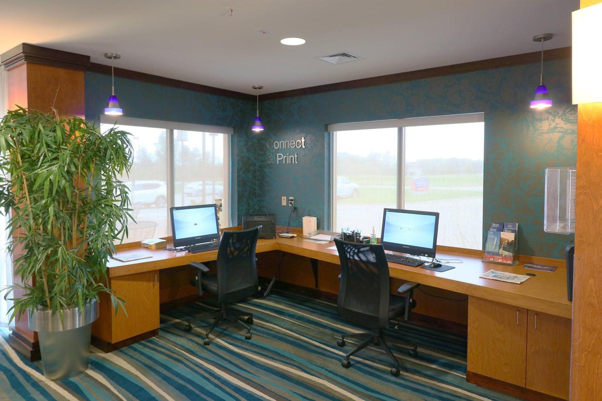 Fairfield Inn & Suites Des Moines Airport Экстерьер фото